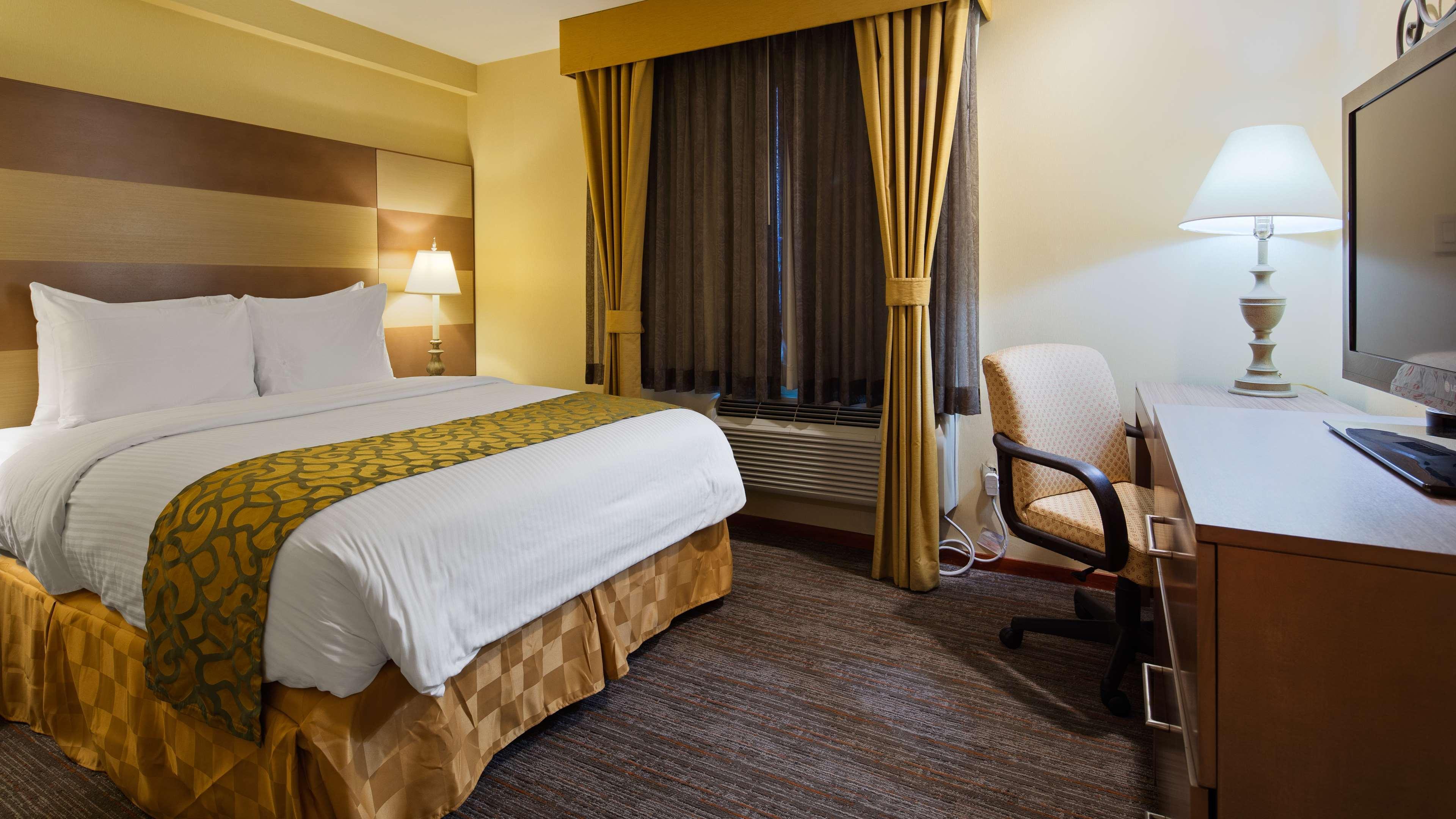 Best Western Queens Court Ню Йорк Екстериор снимка