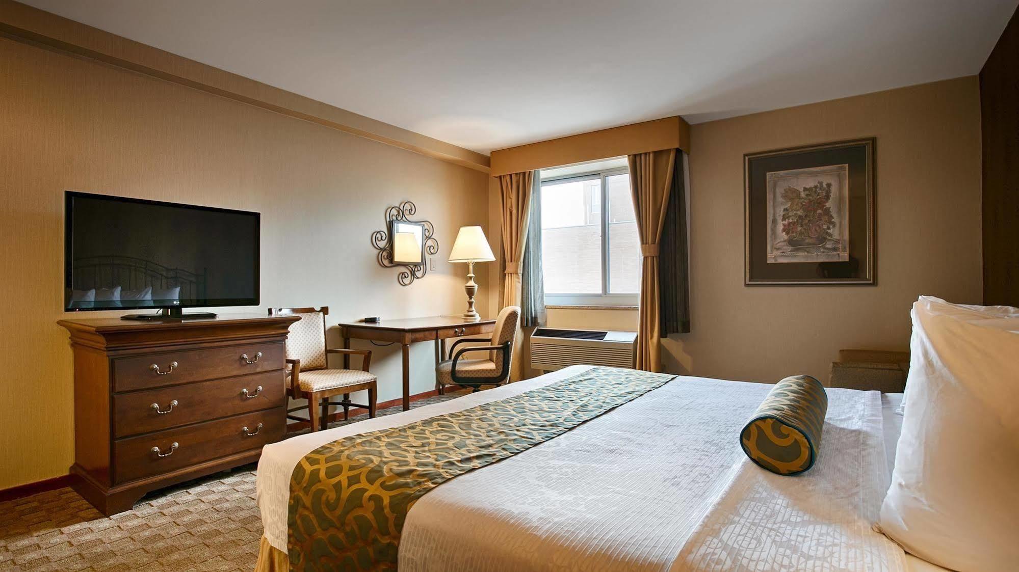 Best Western Queens Court Ню Йорк Екстериор снимка