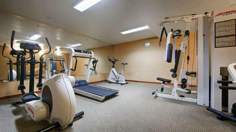 Best Western Queens Court Ню Йорк Екстериор снимка